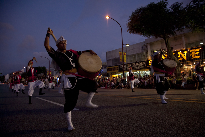 沖縄市エイサーのイメージ写真