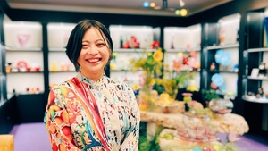 琉球ガラス村上原さん